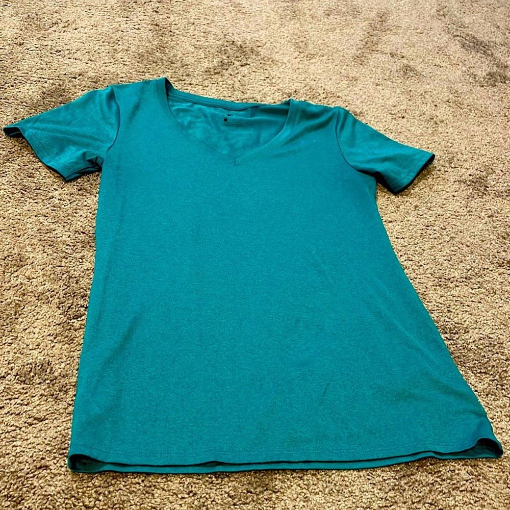 Nike S turquoise tshirt